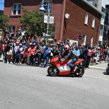 parade-102