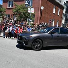 parade-111