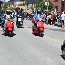 parade-127