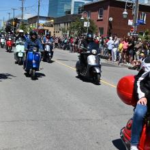 parade-128